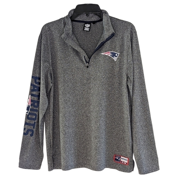 Team Apparel Tops - NFL Team Apparel Women's New England Patriots 1/4 Zip Pullover M